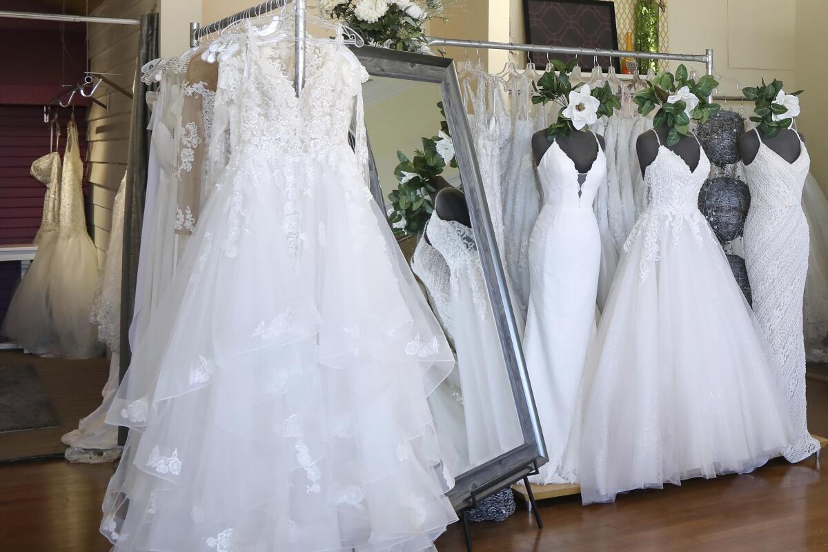 Is that wedding dress gathering dust Here are sites to help you